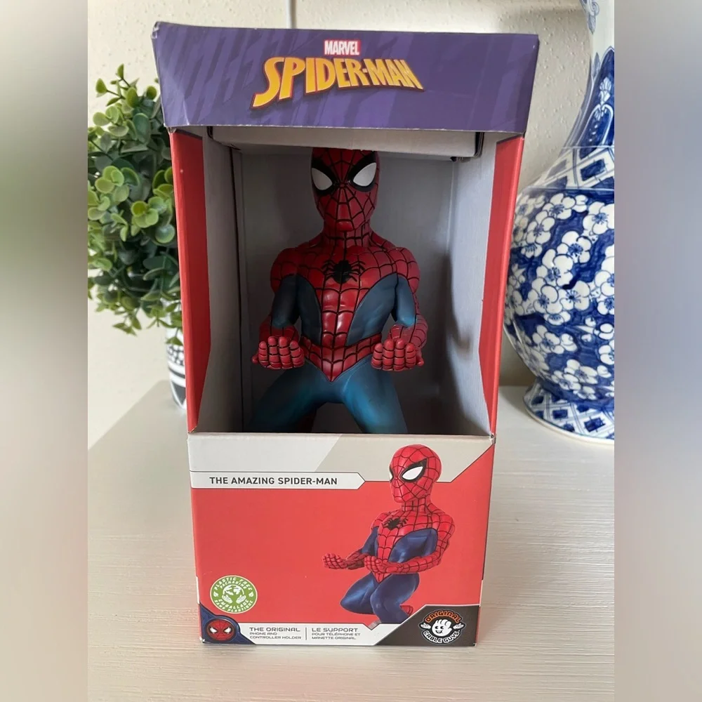 Brand New Marvel Spider-Man Figurine Phone / Controller Holder Xbox PlayStation